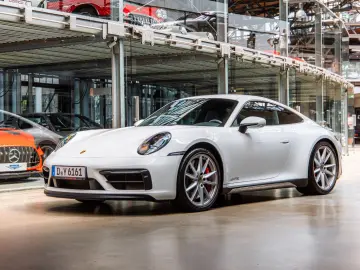 PORSCHE 911Carrera4 GTS LIFT Approved RACINGSITZE CARBON