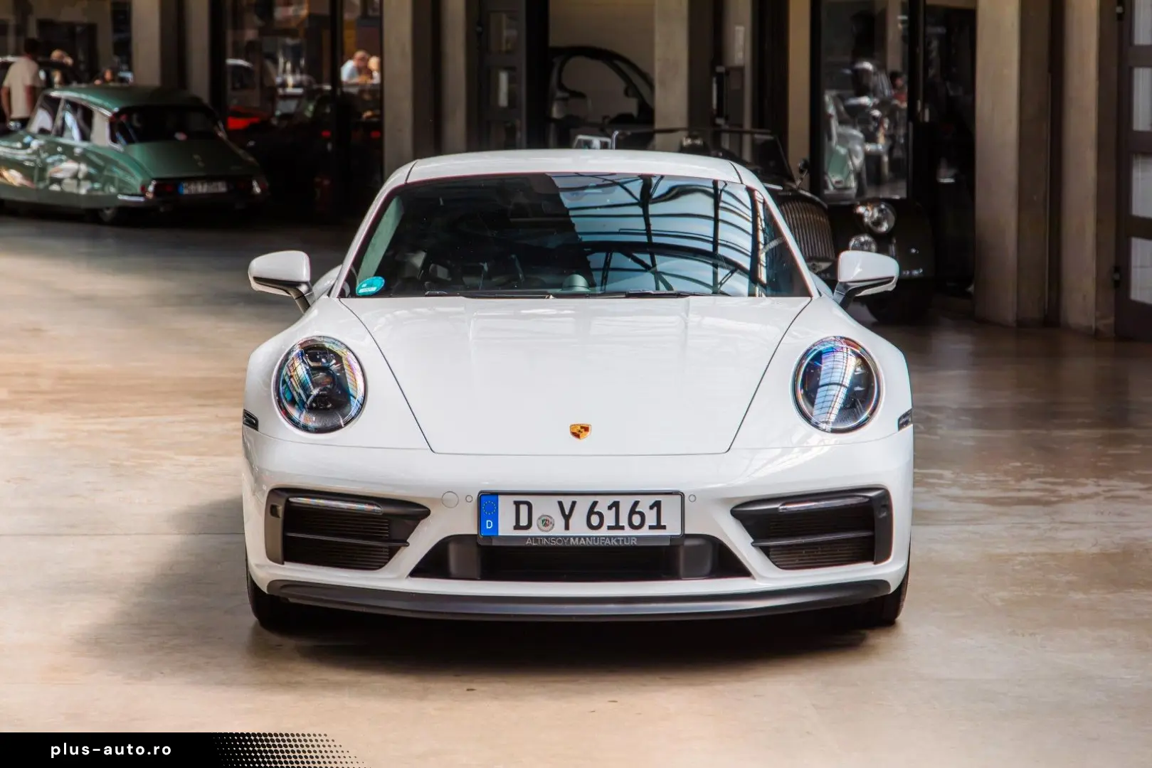 PORSCHE 911Carrera4 GTS LIFT Approved RACINGSITZE CARBON