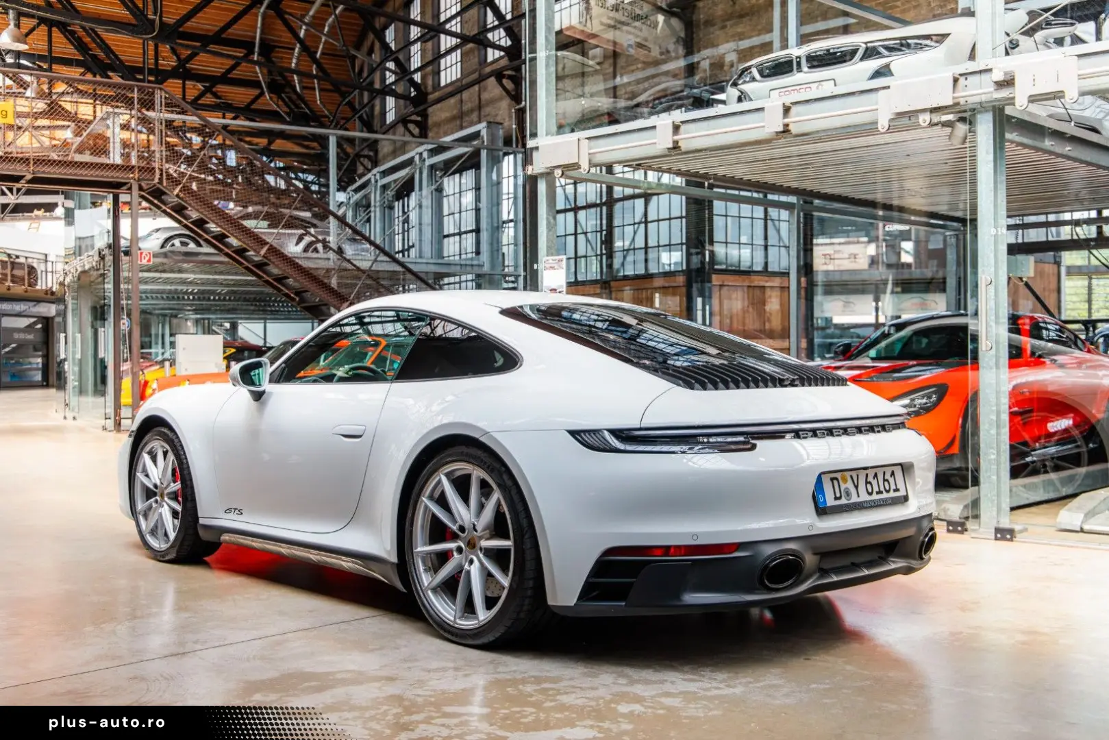PORSCHE 911Carrera4 GTS LIFT Approved RACINGSITZE CARBON