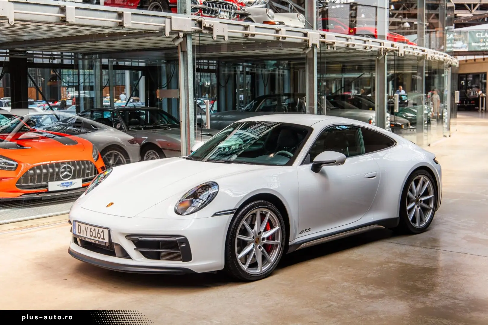 PORSCHE 911Carrera4 GTS LIFT Approved RACINGSITZE CARBON