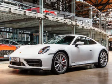 PORSCHE 911Carrera4 GTS LIFT Approved RACINGSITZE CARBON