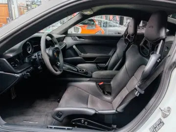 PORSCHE 911Carrera4 GTS LIFT Approved RACINGSITZE CARBON