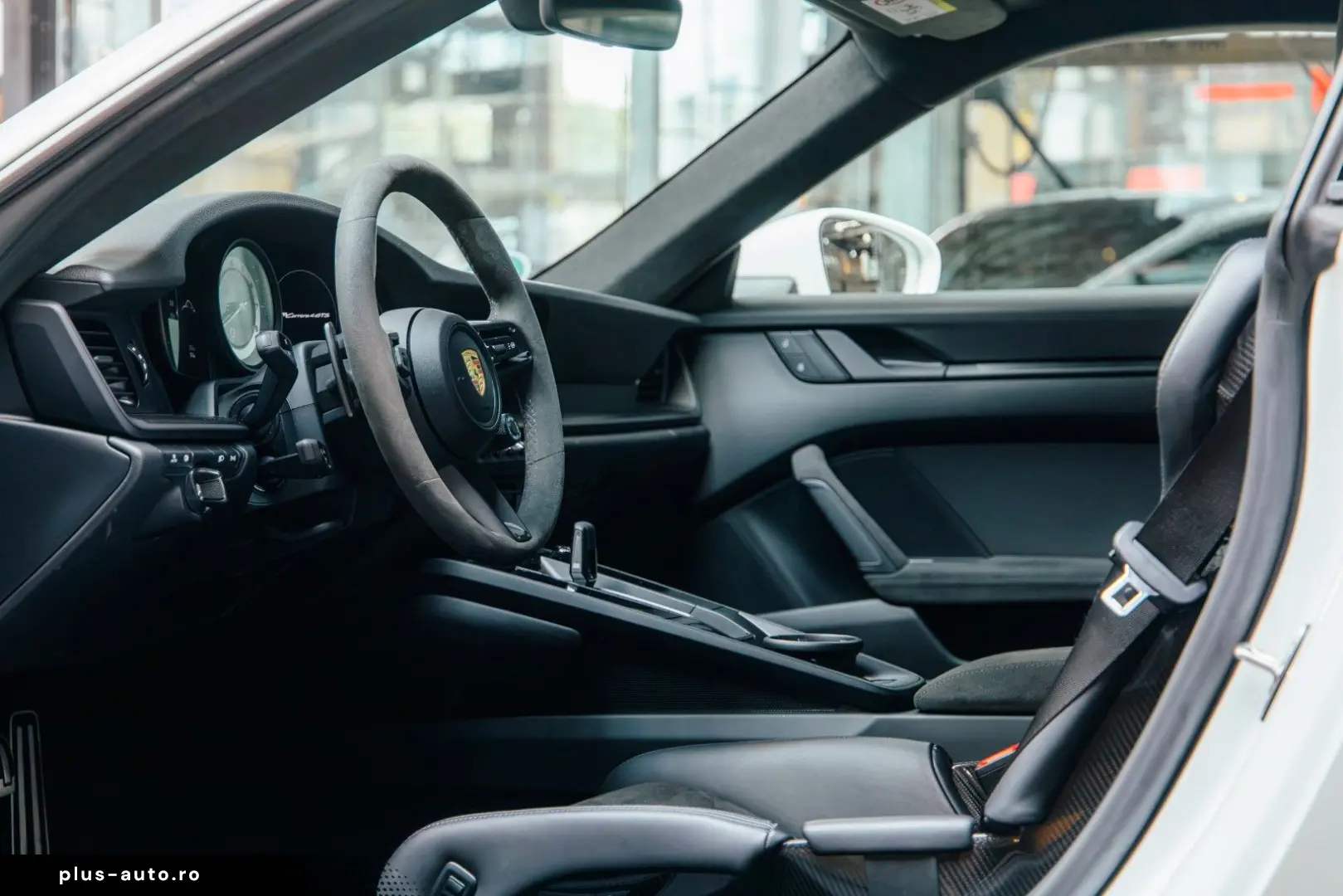 PORSCHE 911Carrera4 GTS LIFT Approved RACINGSITZE CARBON