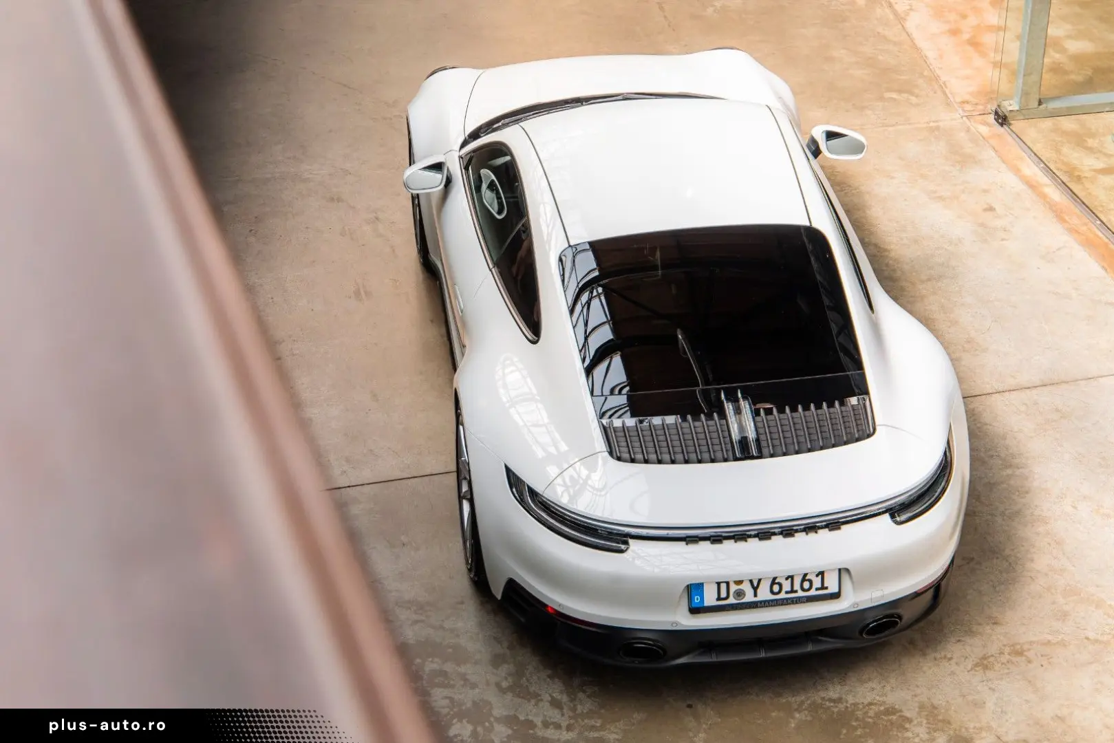 PORSCHE 911Carrera4 GTS LIFT Approved RACINGSITZE CARBON