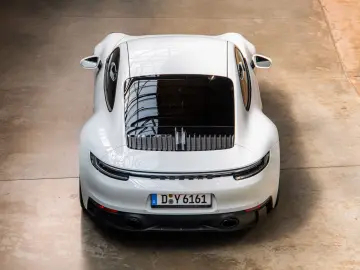 PORSCHE 911Carrera4 GTS LIFT Approved RACINGSITZE CARBON