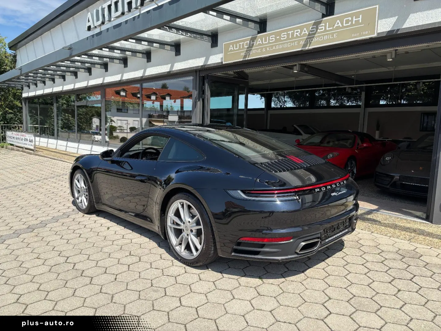 PORSCHE 992 911 CARRERA LEDERPAKET KAMERA BOSE SPORTSITZ