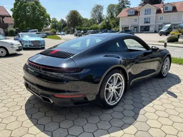 PORSCHE 992 911 CARRERA LEDERPAKET KAMERA BOSE SPORTSITZ