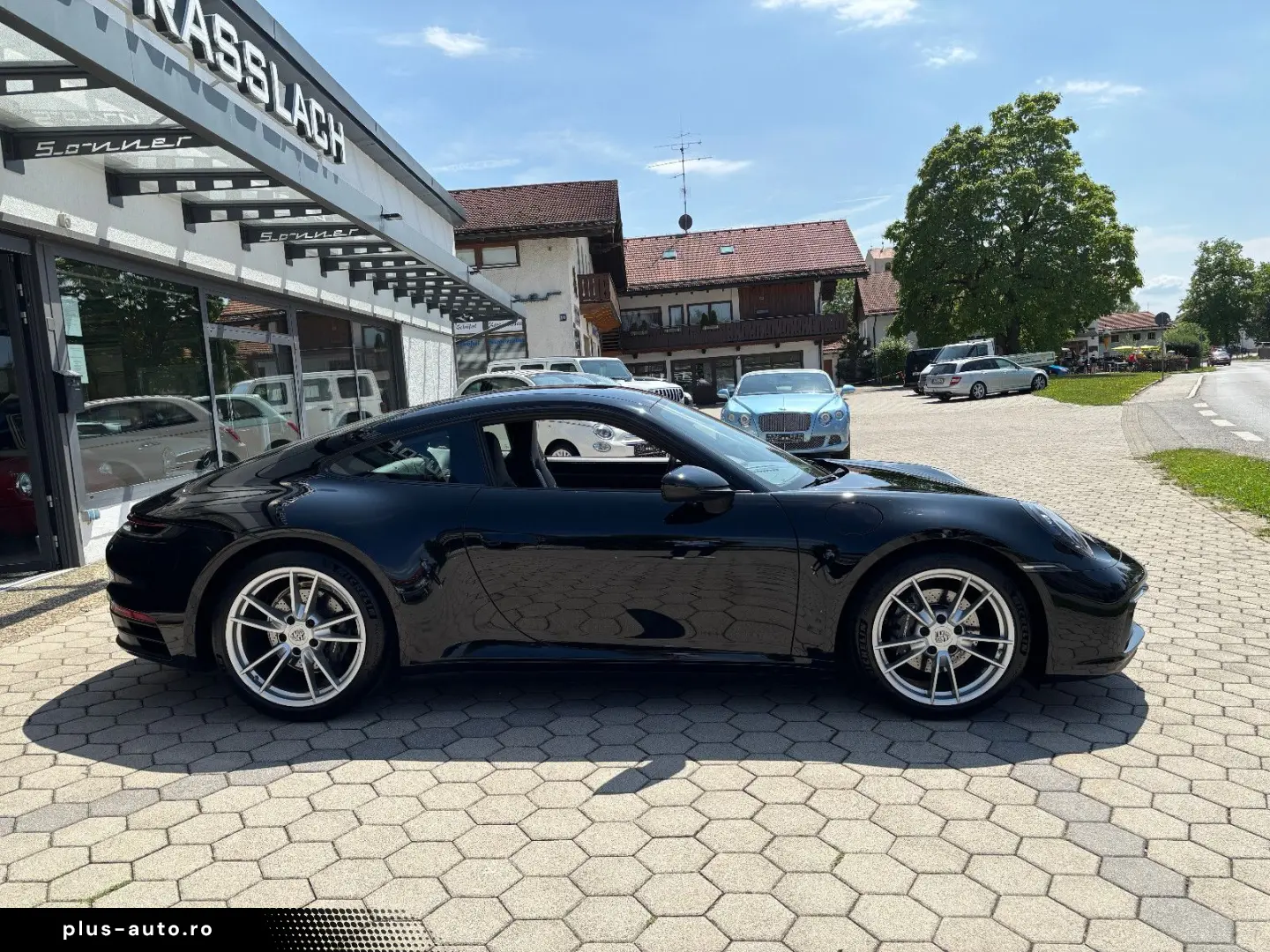 PORSCHE 992 911 CARRERA LEDERPAKET KAMERA BOSE SPORTSITZ