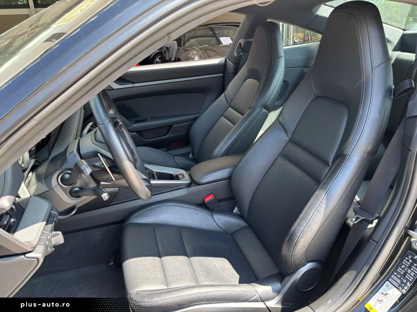 PORSCHE 992 911 CARRERA LEDERPAKET KAMERA BOSE SPORTSITZ
