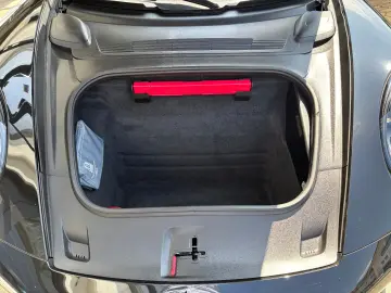 PORSCHE 992 911 CARRERA LEDERPAKET KAMERA BOSE SPORTSITZ
