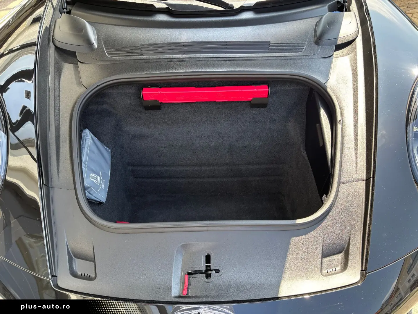 PORSCHE 992 911 CARRERA LEDERPAKET KAMERA BOSE SPORTSITZ