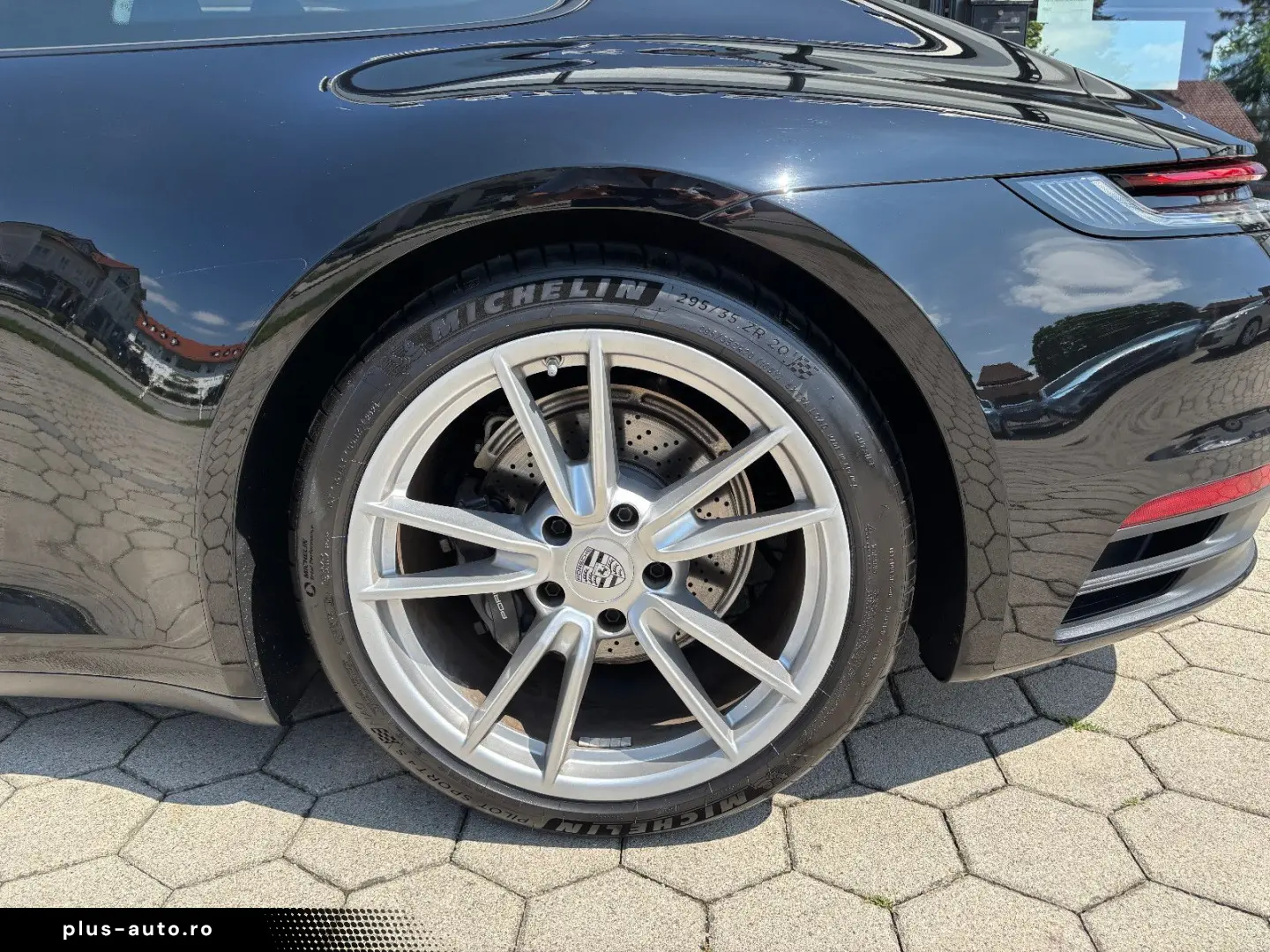 PORSCHE 992 911 CARRERA LEDERPAKET KAMERA BOSE SPORTSITZ