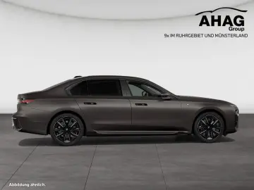 BMW 750e xDrive