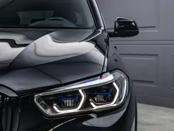 --BMW X5 xDrive40d M Sport--