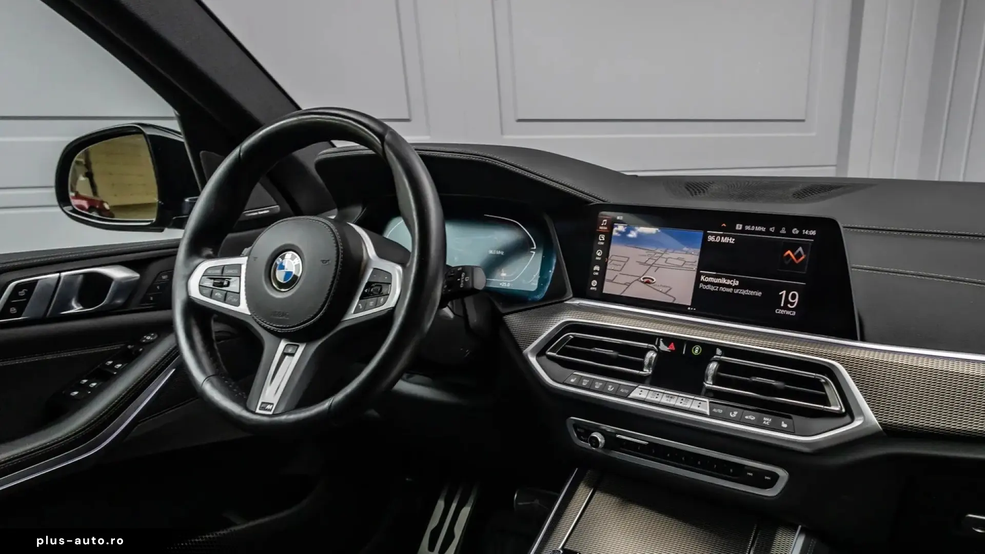 --BMW X5 xDrive40d M Sport--