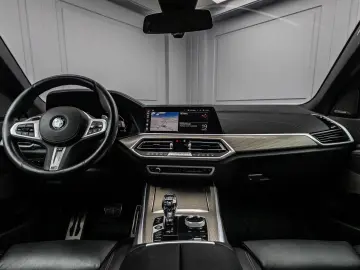 --BMW X5 xDrive40d M Sport--