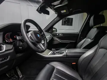 --BMW X5 xDrive40d M Sport--