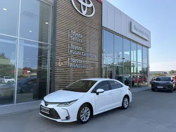 Toyota Corolla Sedan 1.8 Hybrid Business Hsd E-CVT
