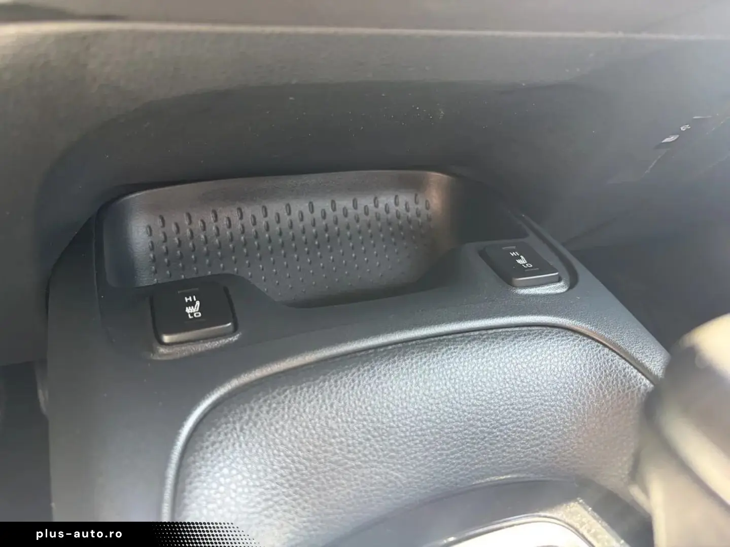 Toyota Corolla Sedan 1.8 Hybrid Business Hsd E-CVT