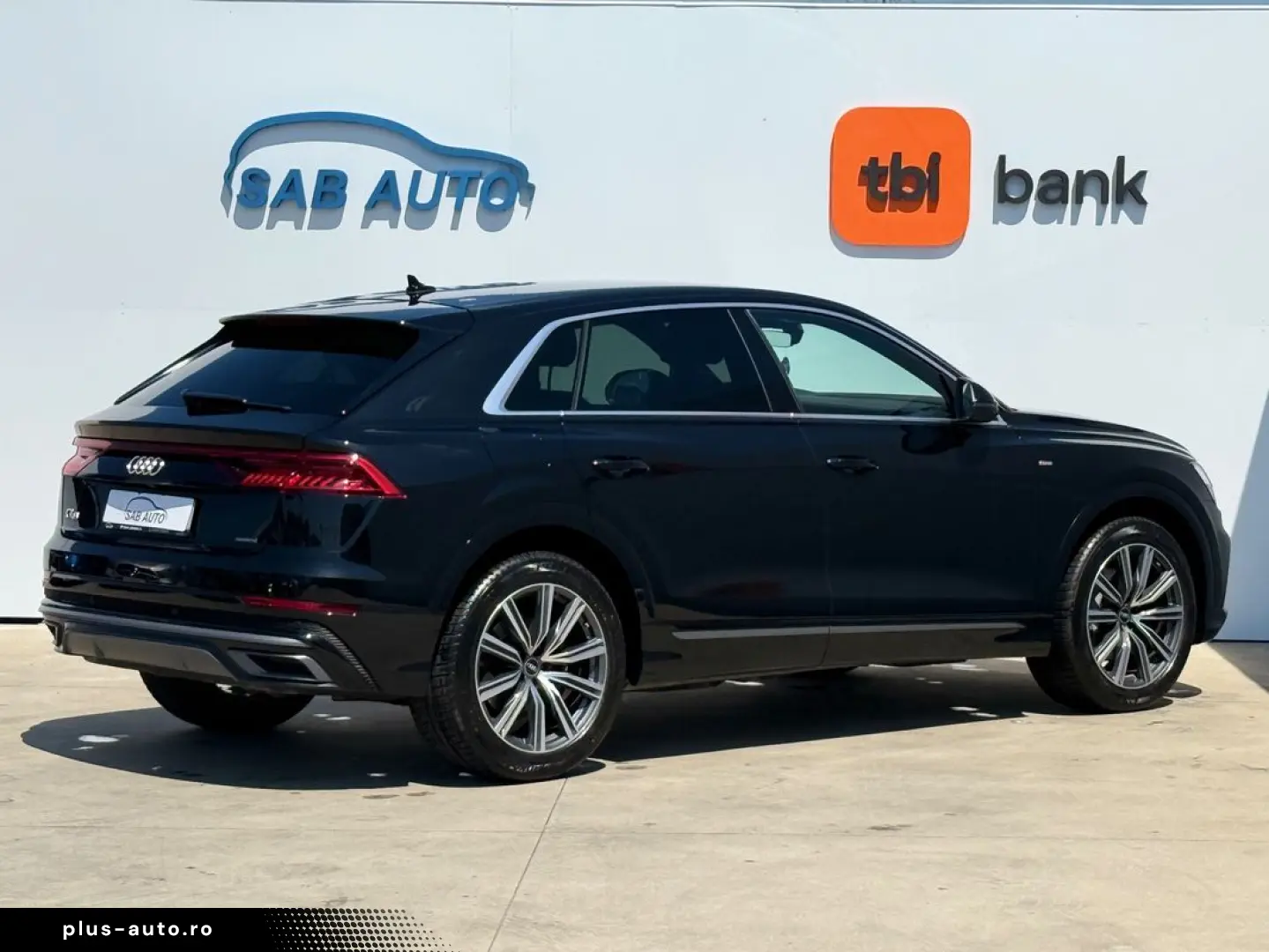 Audi Q8