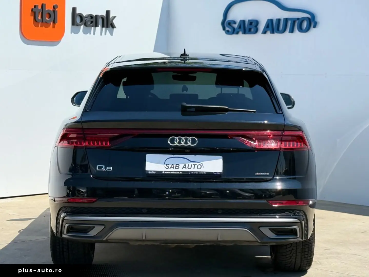 Audi Q8