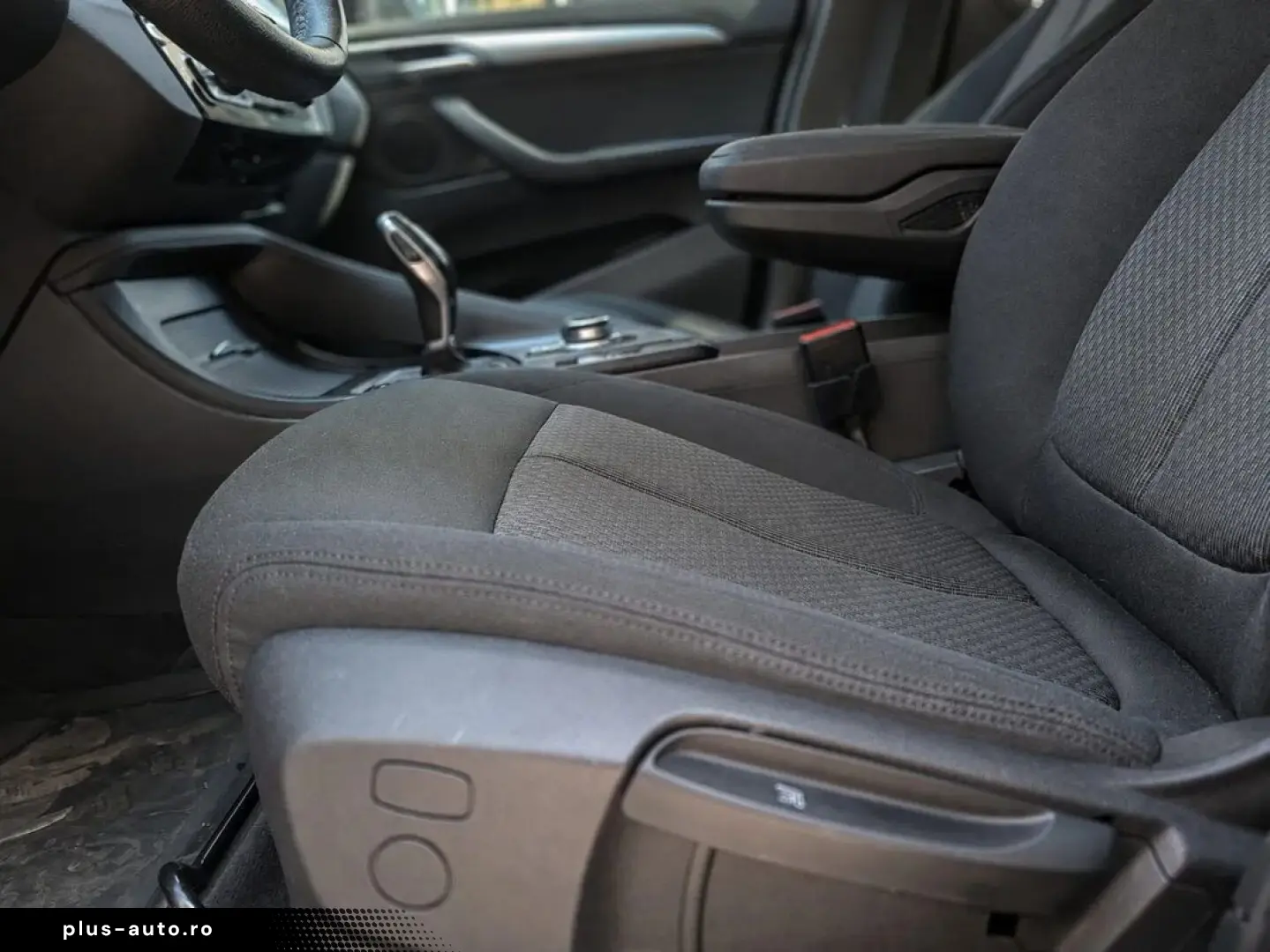 BMW X1 xDrive20i Advantage Automată 178CP 2022