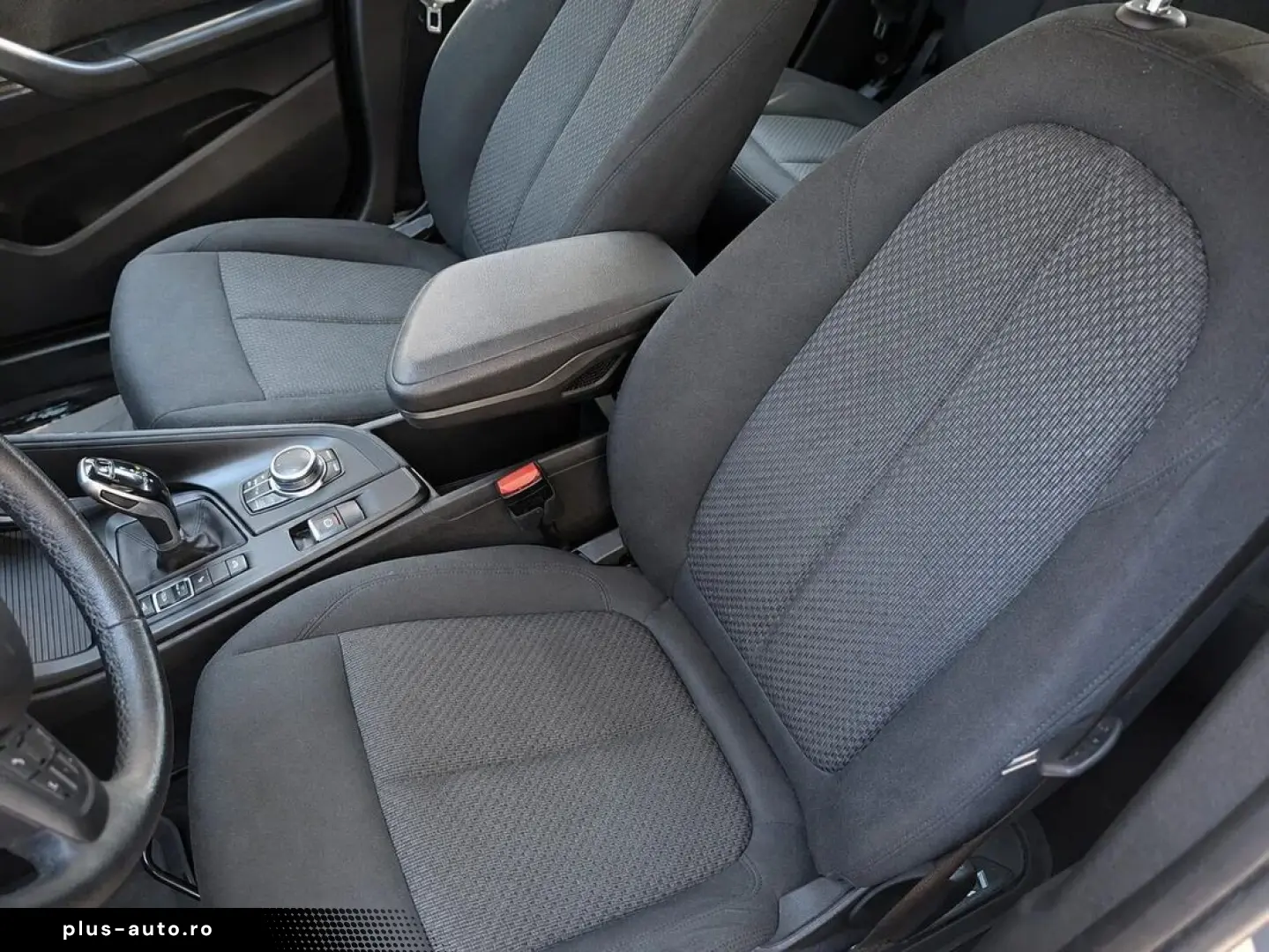 BMW X1 xDrive20i Advantage Automată 178CP 2022