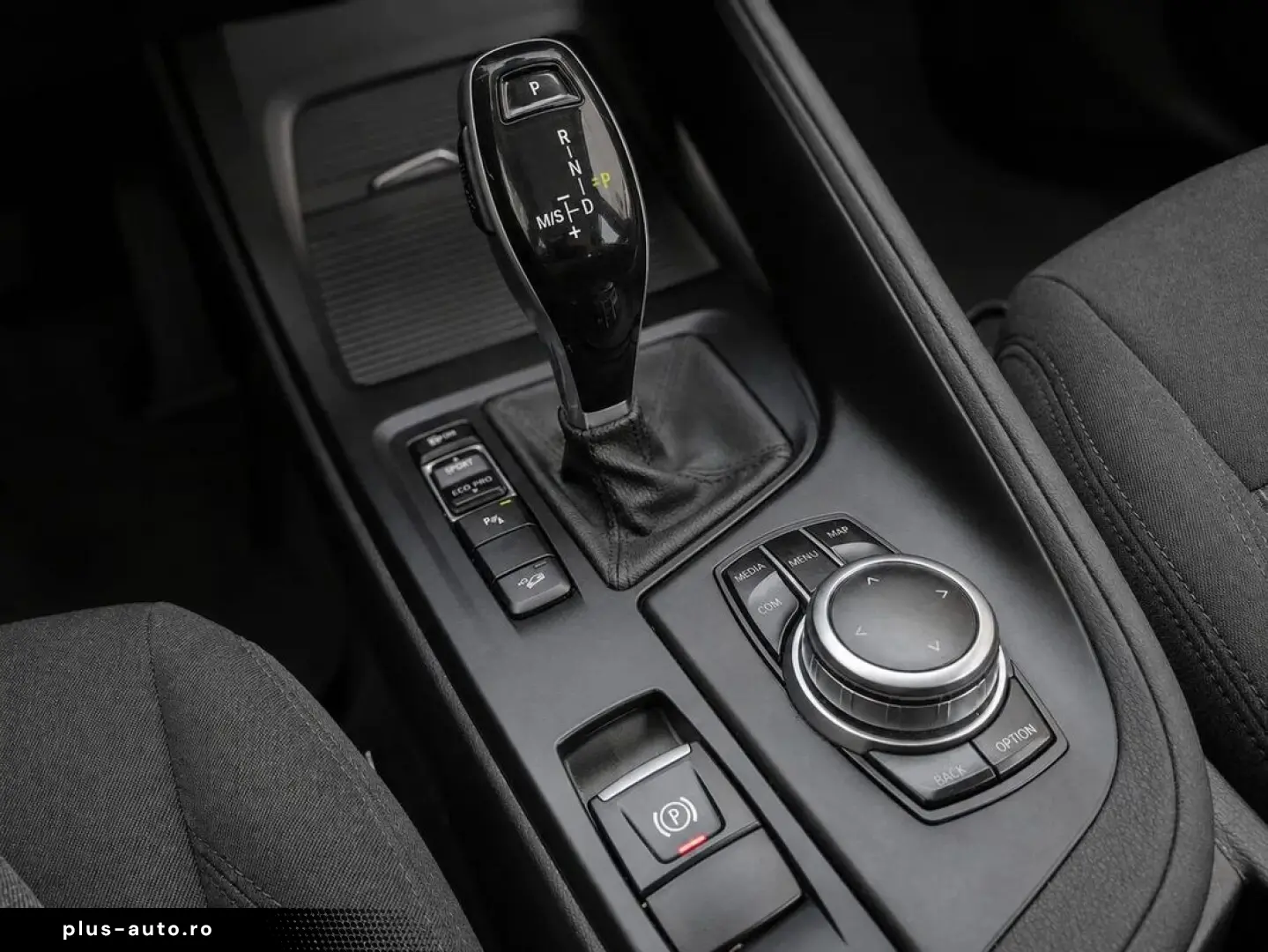 BMW X1 xDrive20i Advantage Automată 178CP 2022