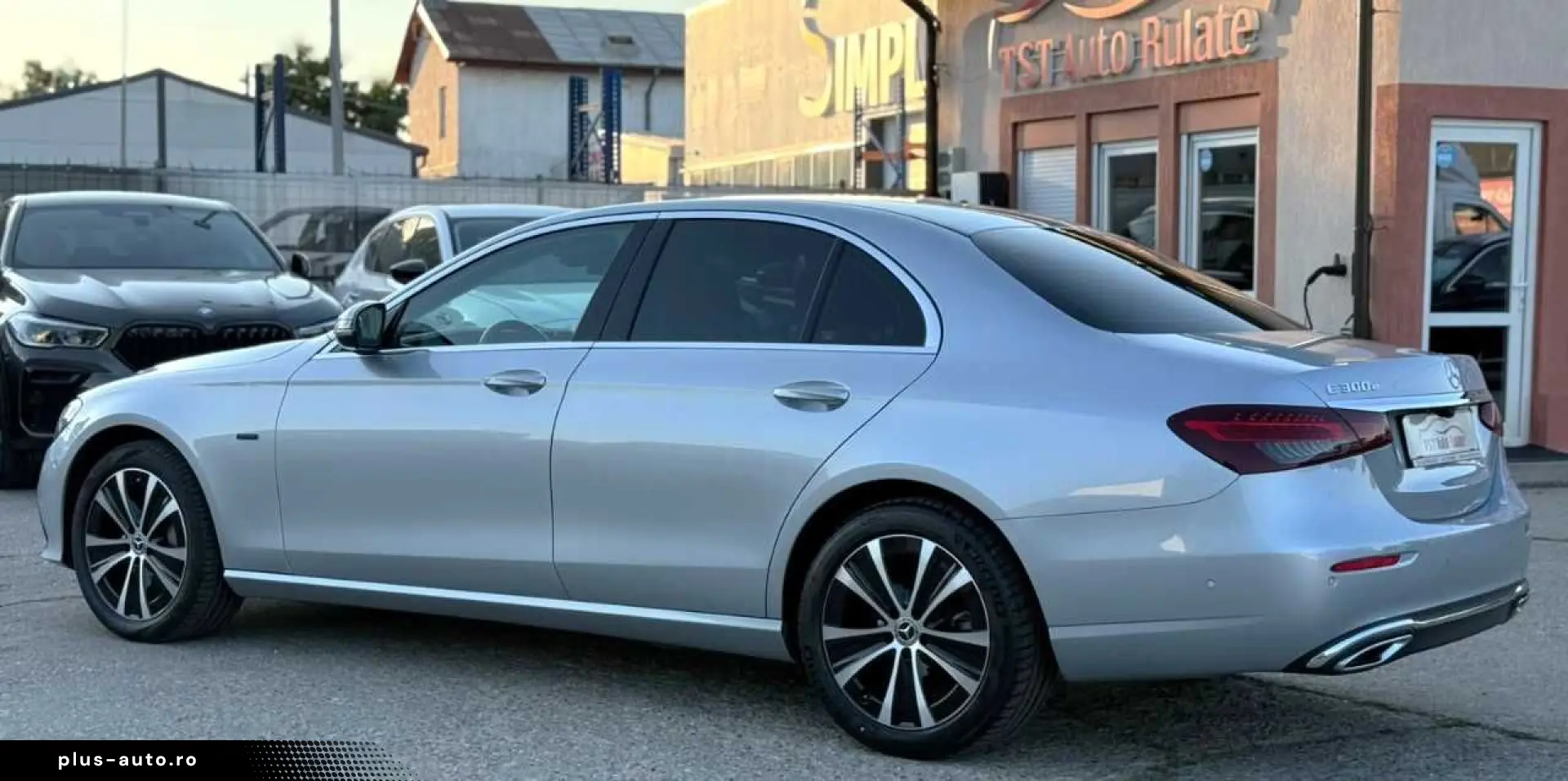 Mercedes-Benz E