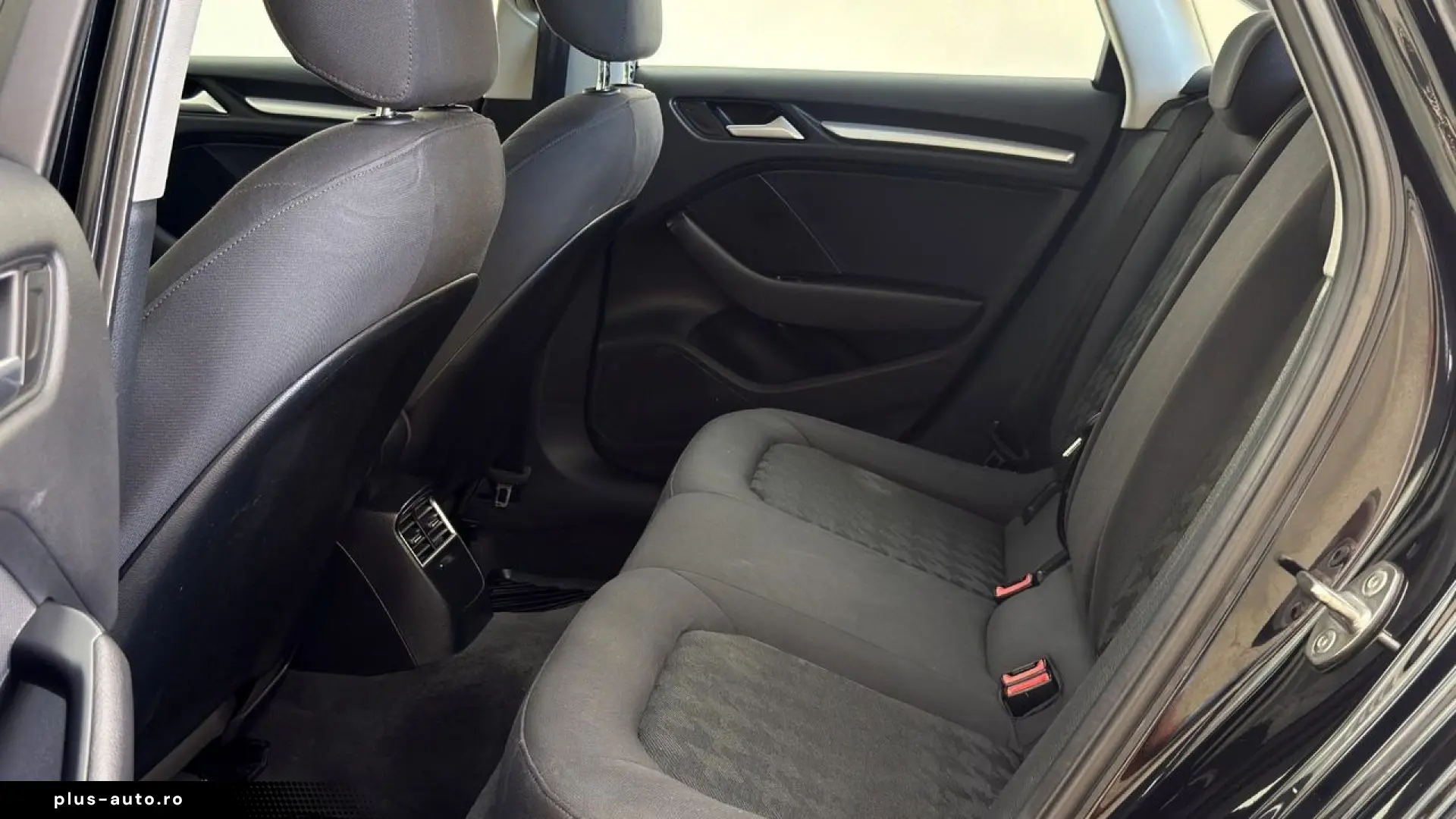 Audi   A3   1.6 TDI Quattro   110CP   An 2015 11   Euro 6