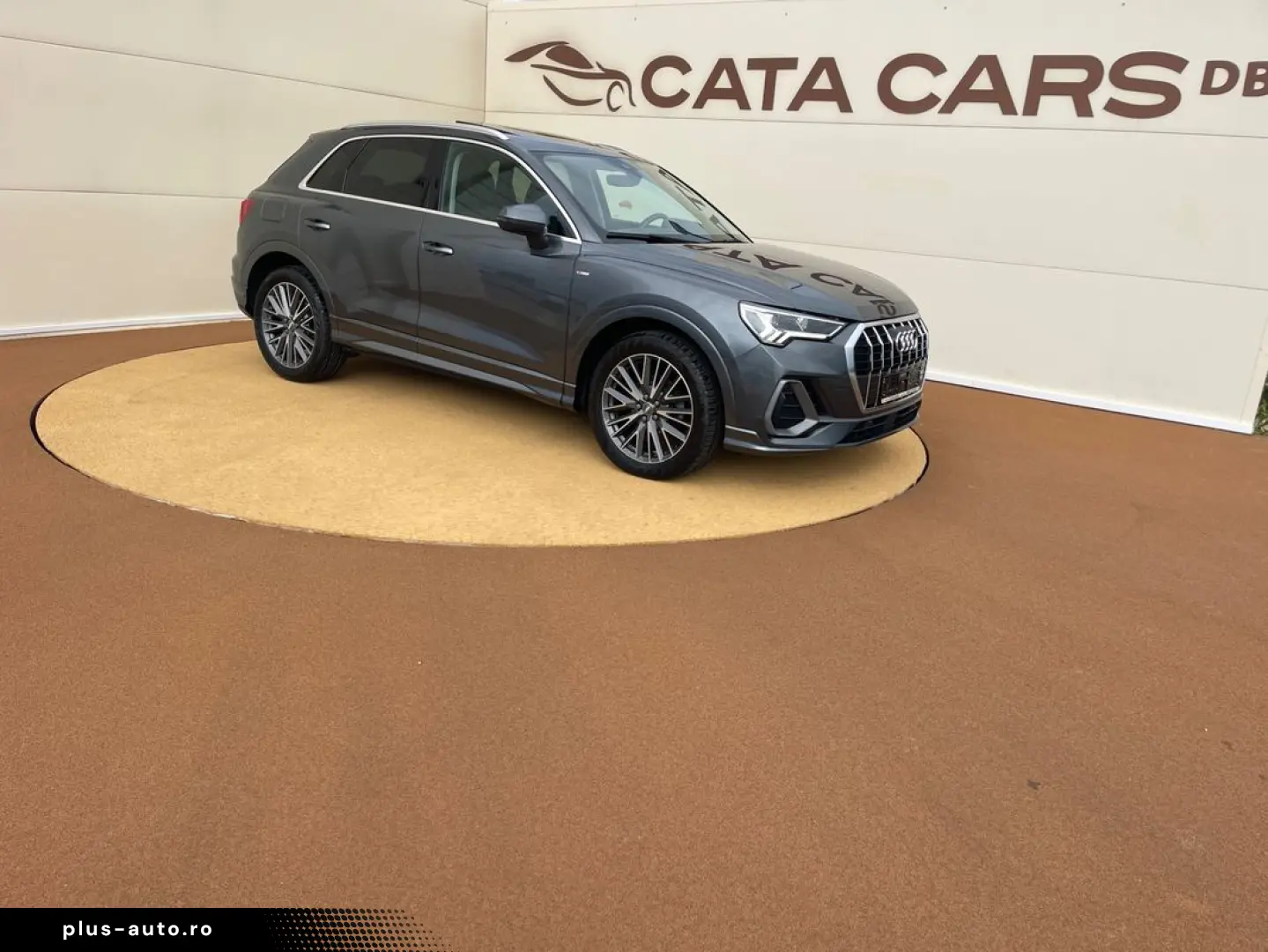 Audi Q3 35TFSI  150CP  LED  Cockpit  Panoramic  Keyless  Cam