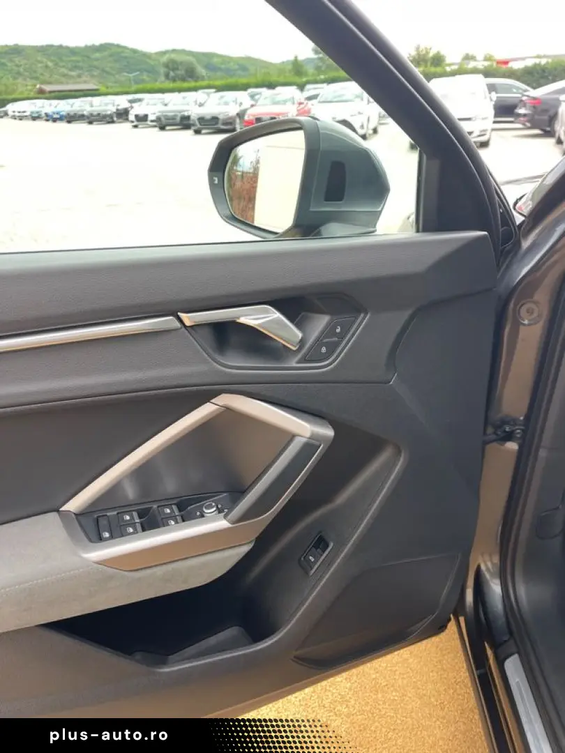 Audi Q3 35TFSI  150CP  LED  Cockpit  Panoramic  Keyless  Cam