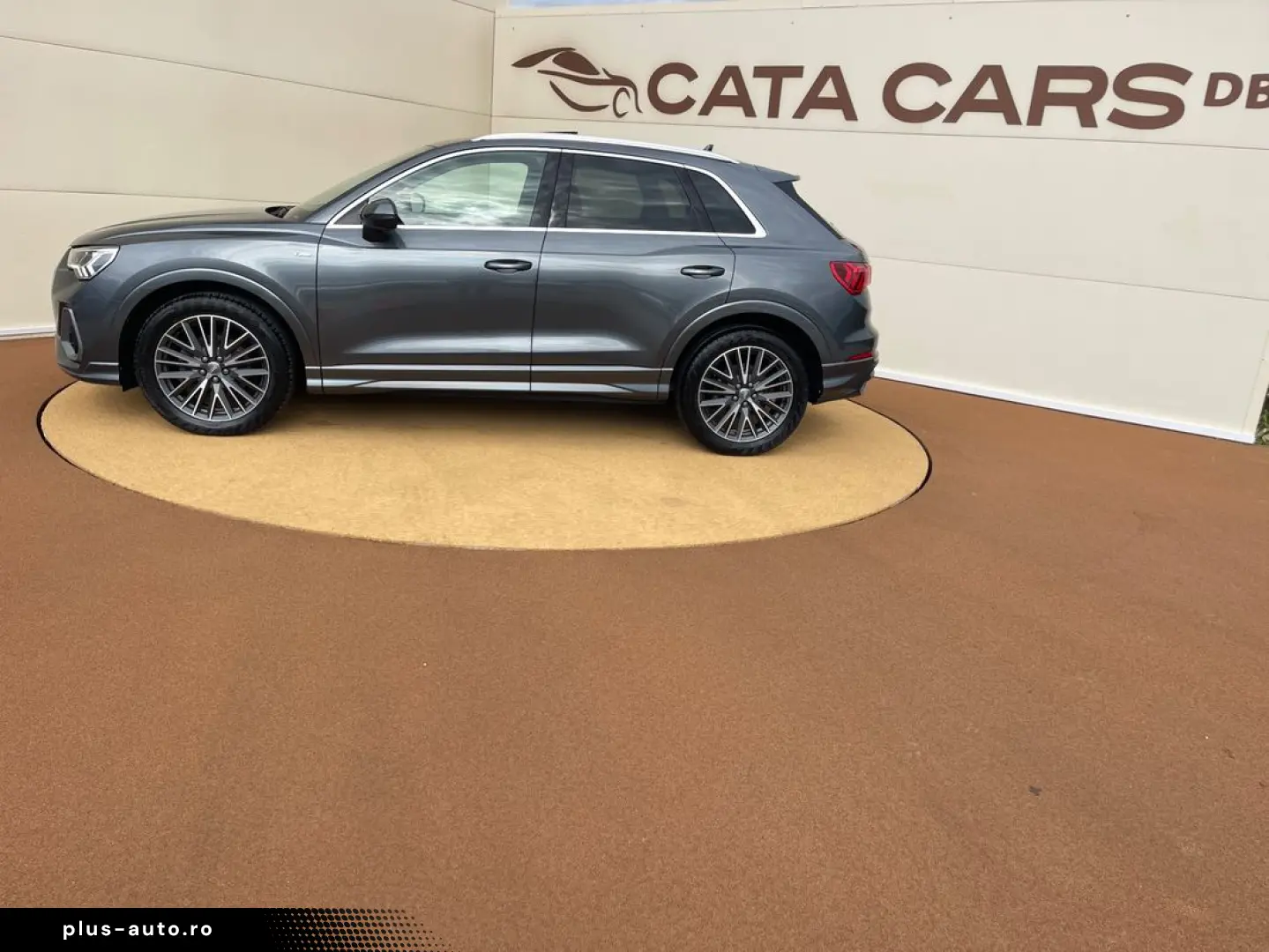 Audi Q3 35TFSI  150CP  LED  Cockpit  Panoramic  Keyless  Cam