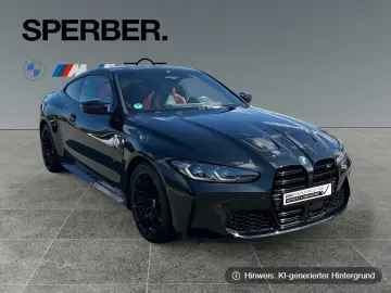 BMW M4 Competition Glasdach Sitzbelüftung Driving A