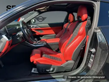 BMW M4 Competition Glasdach Sitzbelüftung Driving A