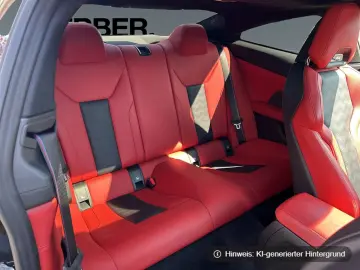 BMW M4 Competition Glasdach Sitzbelüftung Driving A