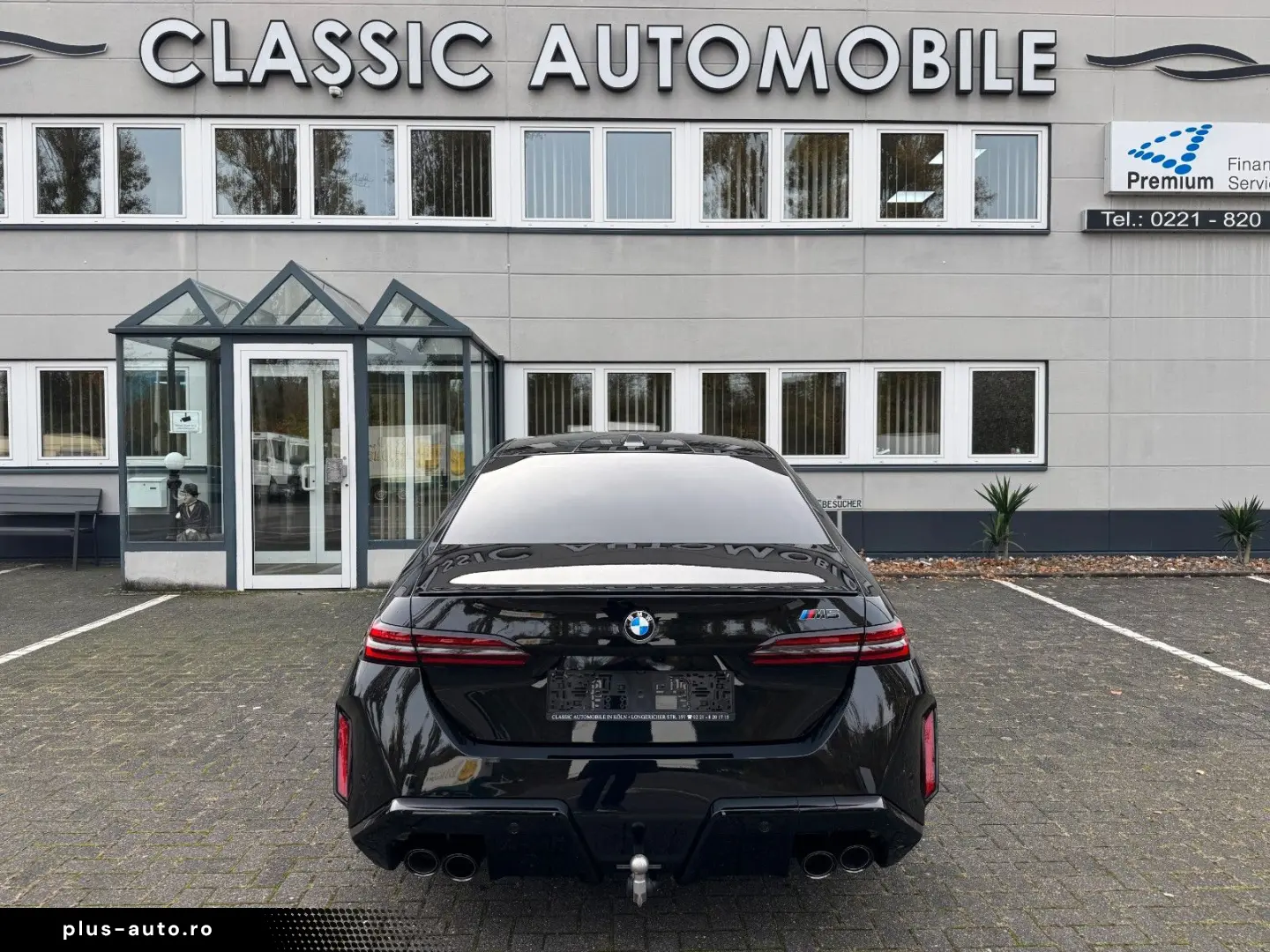 BMW M5 M Package Fond Entertainment Panor Anhäng B&W