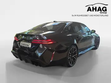 BMW M5 Limousine