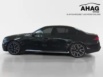BMW M5 Limousine