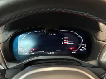 BMW X4 M Sportpaket Head Up Display Driving Assist P