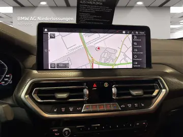 BMW X4 M Sportpaket Head Up Display Driving Assist P