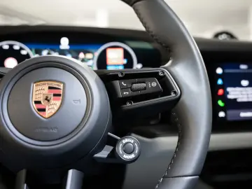 Porsche Cayenne Coupé Black Edition