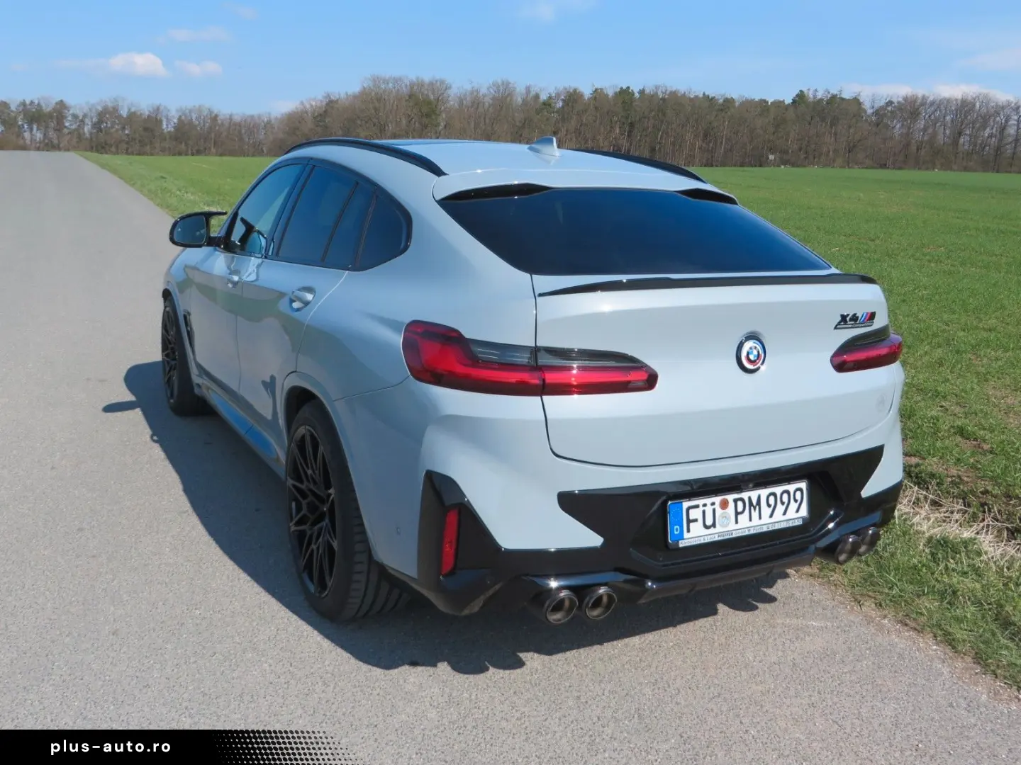 BMW Competition Vollaust. Akrapovic Tiefer  Distanz