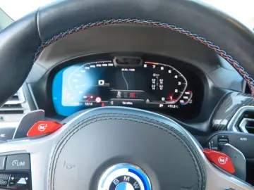 BMW Competition Vollaust. Akrapovic Tiefer  Distanz