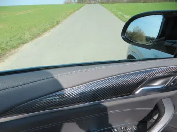 BMW Competition Vollaust. Akrapovic Tiefer  Distanz