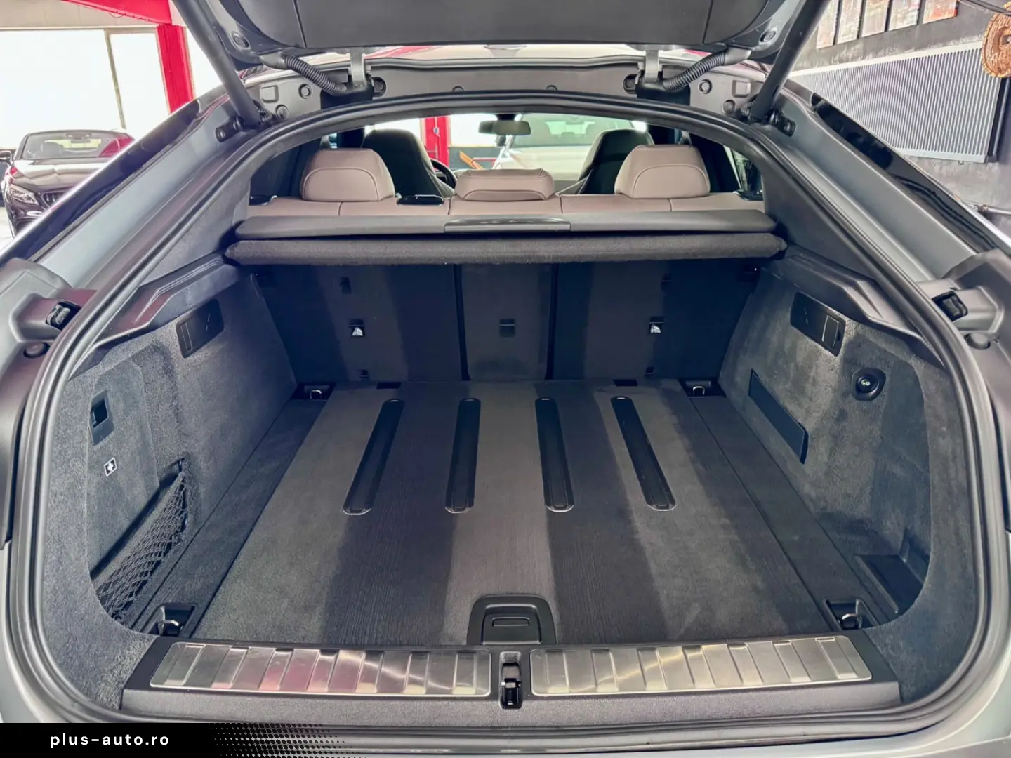BMW X6 M Competition LCI Bowers Drivers Carbon Pano