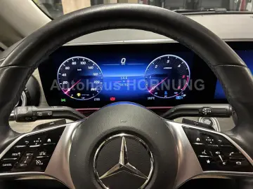 MERCEDES-BENZ V300 d 4M Avant XL