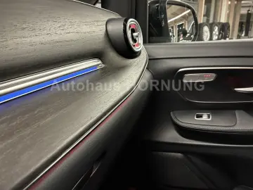 MERCEDES-BENZ V300 d 4M Avant XL