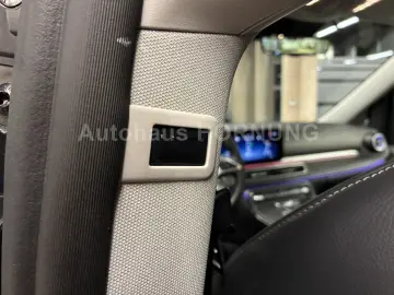MERCEDES-BENZ V300 d 4M Avant XL