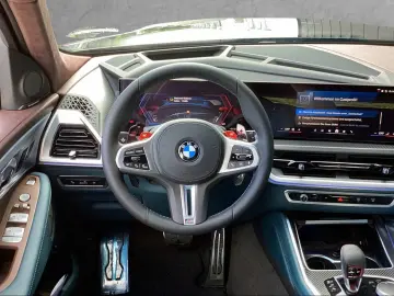 BMW XM 50e   Hybrid